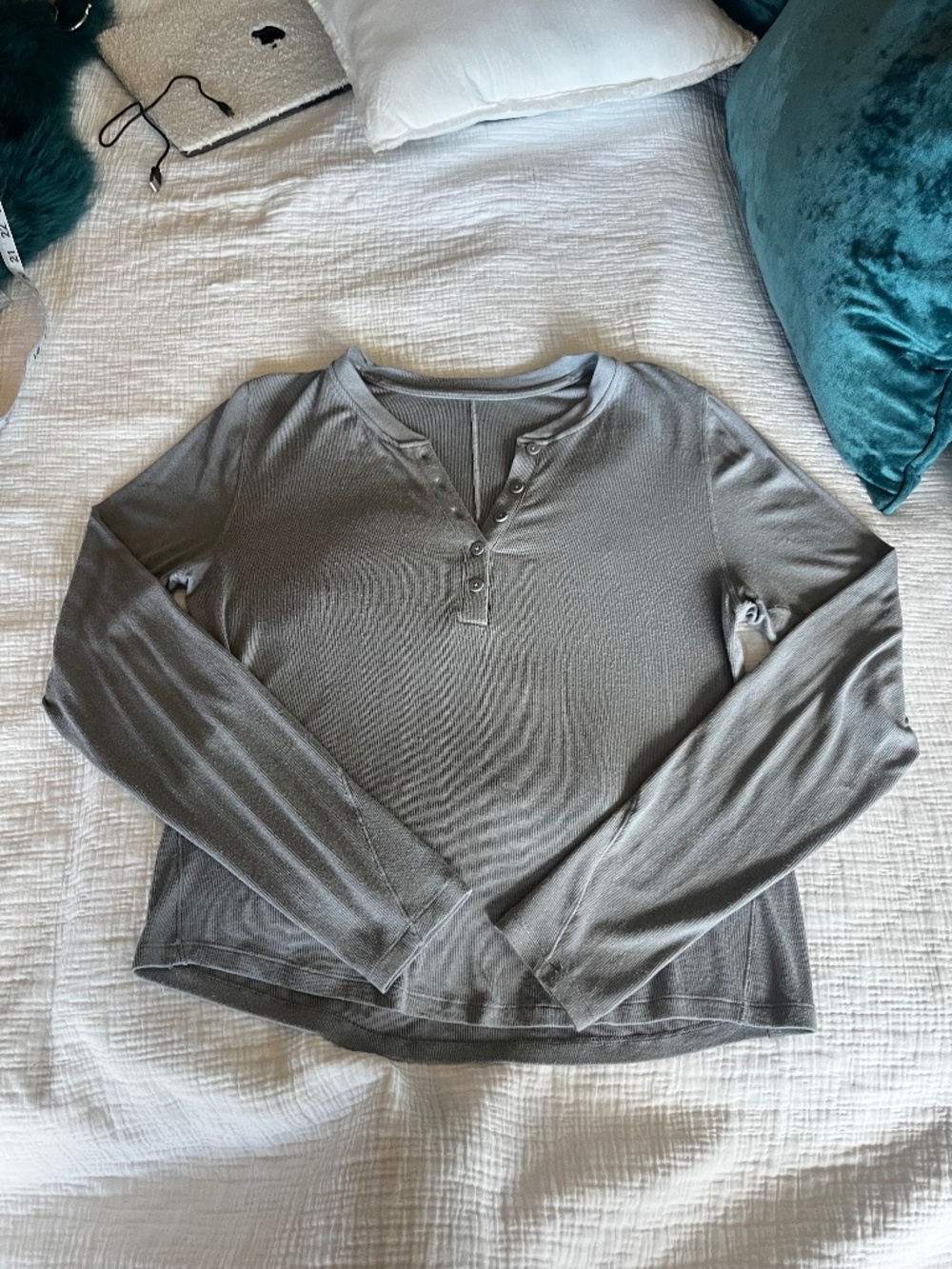 Lululemon Grey Long sleeve Henley